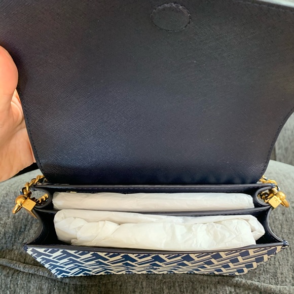 *SOLD* RARE Tory Burch Robinson Printed Bag - Picture 9 of 9